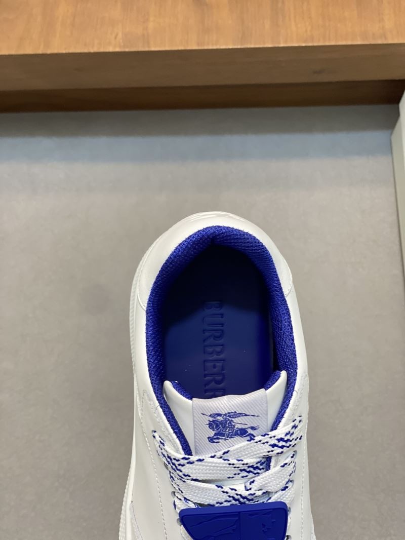 Burberry Low Shoes